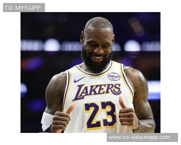 湖人尽管失误频频三分不佳却凭借进攻篮板拼搏奋战